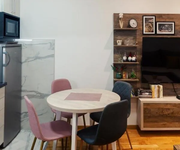 Per Silvas I شقة *