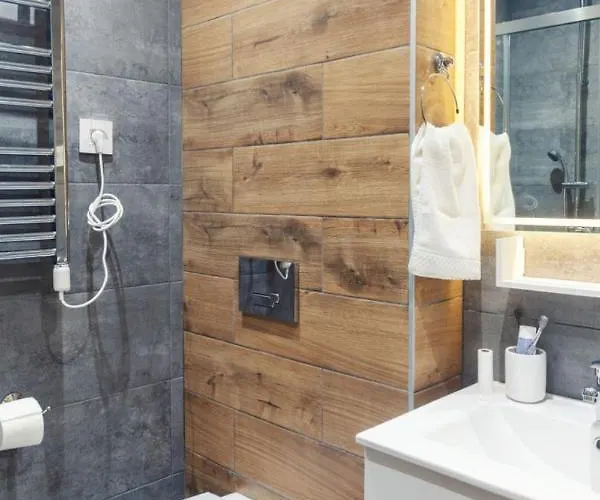 Per Silvas I شقة زلاتيبور